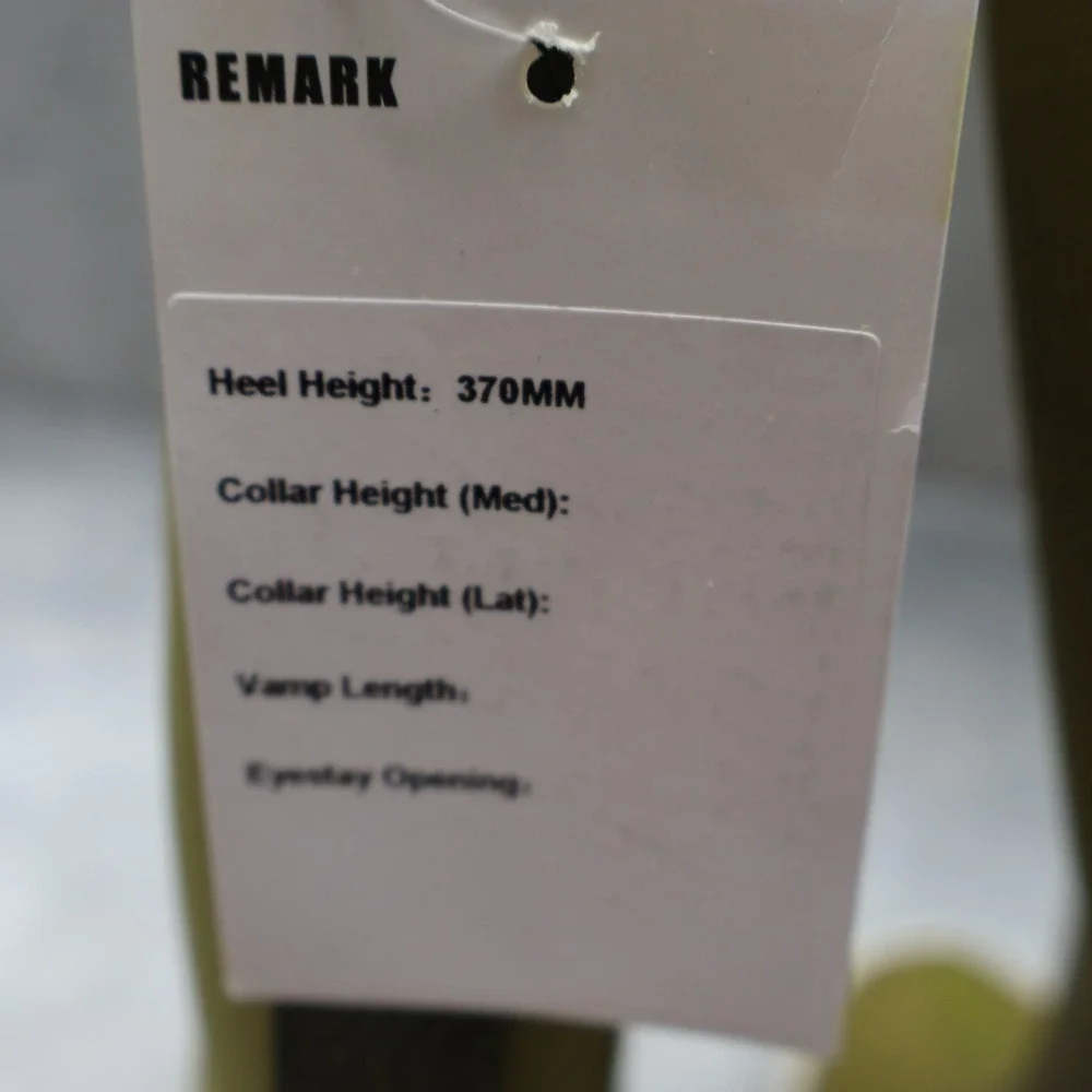 Under Armour new tags